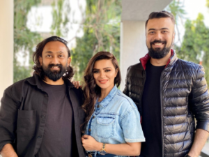 Aashka Goradia की सफलता की कहानी: एक्ट्रेस ने छोड़ी एक्टिंग, इस लड़की ने सिर्फ 2 साल में बनाई 800 करोड़ की कंपनी!