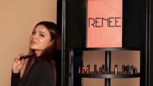 Aashka Goradia की सफलता की कहानी: एक्ट्रेस ने छोड़ी एक्टिंग, इस लड़की ने सिर्फ 2 साल में बनाई 800 करोड़ की कंपनी!